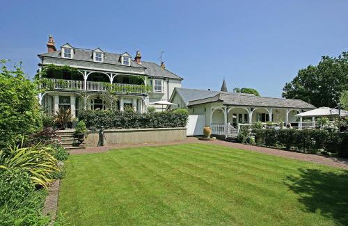 Alfriston House | Wingrove House