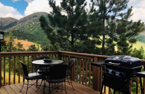 Cascade-Chipita Park Condo | Winnemucca Spa; wet sauna, hot tub, views