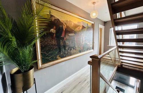 Claddagh House | Winnie's Lodge