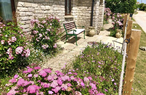 Worth Matravers Apartment | Winspit View, Worth Matravers - Family friendly home