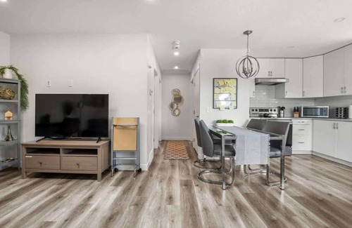 Calgary House | Winston Suite 2BR 1BA - Carriage Suite with Garage