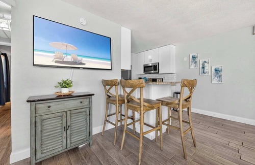 Miramar Beach Condo | Winter Rates! Miramar Beach Oasis