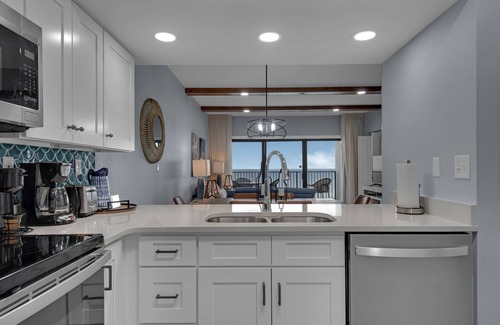 Destin Condo | Winter Rates now available from $105 per night
