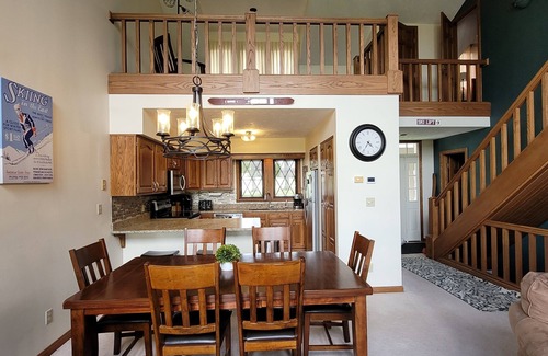 Clymer Condo | Winterberry Lodge: Ski In/Out of this slopeside single condo. Best location!