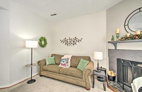 Wintergreen Apartment | Wintergreen Resort Escape about Walk to Ski Lift!