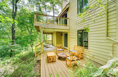 Treeloft House | Wintergreen Resort Home with 2 Decks and Ski Access!