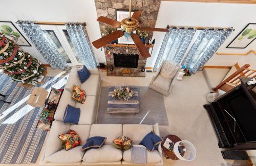 Nellysford House | Wintergreen Springjacuzzifirepitpool Access