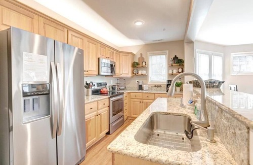 Banner Elk House | Wintergreens R910- Mountain Condo, Mountain View, Gated Resort, Indoor/Outdoor Pools and Hot Tub,.