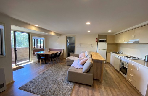 Falls Creek Apartment | Winterhaven 2 - Large apartment in a great location