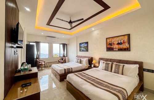 Lansdowne Hotel | Winterline Gold Resort