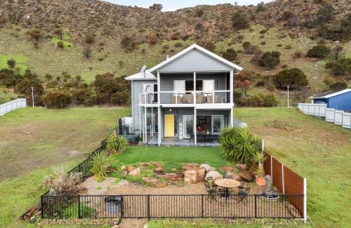 Wirrina Cove House | Wirrina Waters - Stunning Horizons with Hot Tub