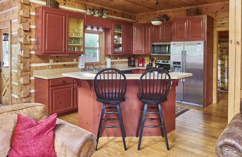 Morganton Cabin | Wise Mountain Retreat - North GA Cabin | Mountain views | Hot tub