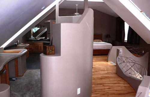 Lead Cabin | Wishbone Lodge Near Deadwood and Terry Peak now with AC and WiFi