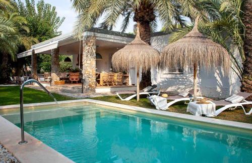 Algoda House | Wishome-La Casa del Zurdo, oasis de palmeras en Alicante con piscina