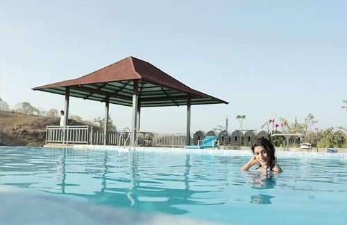 Sadri Hotel | Wishotel Resort Phoenix Neergarh Palace