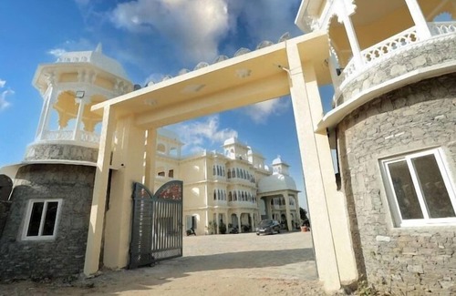 Sadri Hotel | Wishotel Resort Phoenix Neergarh Palace