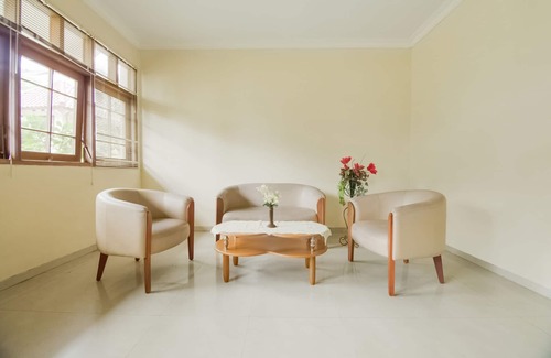 Ungaran Barat House | Wisma Langen Werdhasih