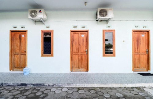 Sleman House | Wisma Lee A Lee