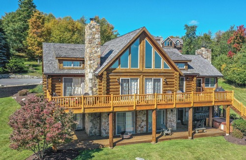 McHenry Cottage | Wispy Business