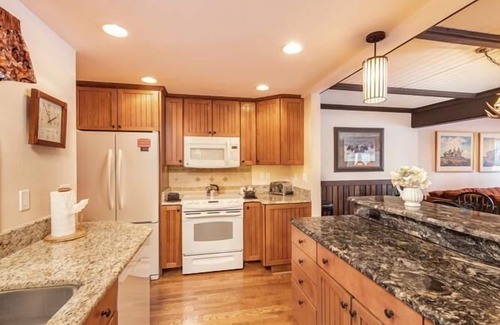 Jackson Hole House | Wister G: 2Br+Loft - N Jackson -1 Mi to Grand Teton Park- Teton View