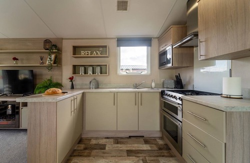 Fence Cabin | Wiswell View Lodge: Pendle View Holiday Park