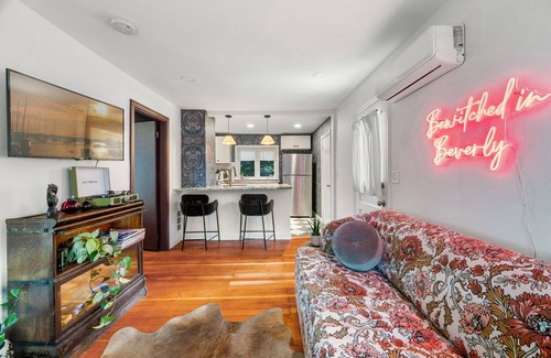 Beverly Cottage | Witchy Hideaway Cottage with AC, Outdoor Patio, Close to Salem & Downtown