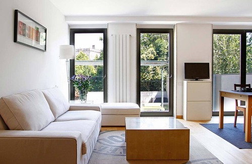 Santiago de Compostela City Centre Apartment | With private garden, 5 min from the cathedral.