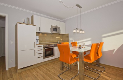 Gohren Apartment | With sea view and balcony, use of swimming pool and sauna - Sea view apartment 33
