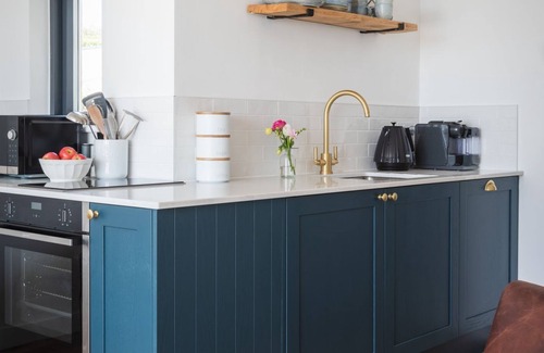 Hope-Cove Apartment | Withie Cove - a luxury coastal apartment footsteps from Hope Cove Beach