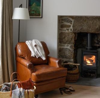 Roundstone Apartment | WITHIN THE VILLAGE