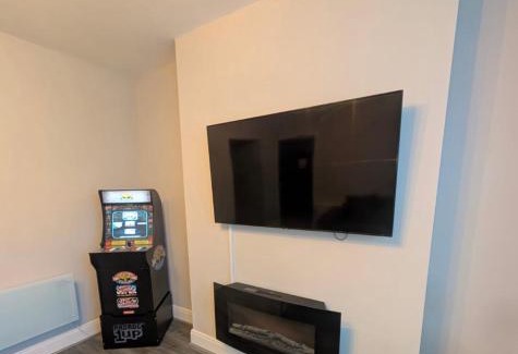 South Shore Apartment | Withnell Stays - Apartment One - Ground Floor - Retro Gaming Machine