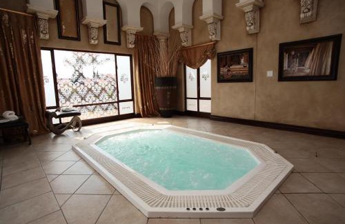 Kempton Park AH House | Witwater Guest House & Spa