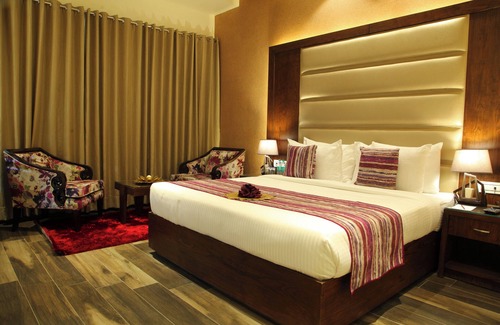 Jalandhar Hotel | WJ Grand Hotel