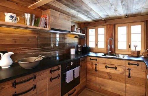 Vers L'Eglise Ski Chalet | Wonderful and bright charming, renovated, and with a lot of charm