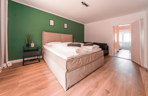 Guenzburg Apartment | Wohlfühlapartment Nähe Legoland mit Terrasse