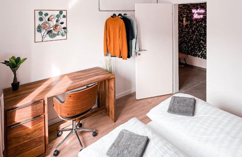 Guenzburg Apartment | Wohlfühlapartment Nähe Legoland mit Terrasse