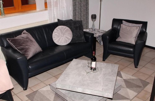 Alt-Marl Apartment | Wohnen in einer Privatstrasse
