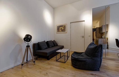 Friedrichshain Apartment | Wohnung 2 neben Warschauer Platz und Spree