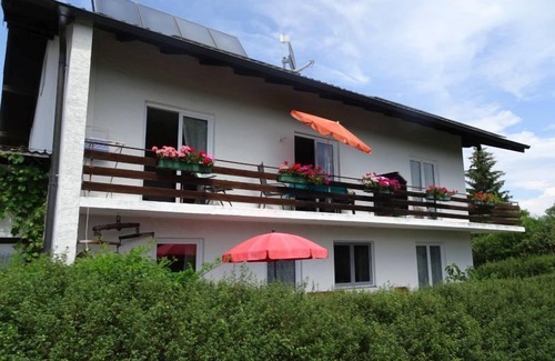 Gollenshausen a.Chiemsee House | Wohnung 4 a - 1. Etage, 30qm - Eckbalkon