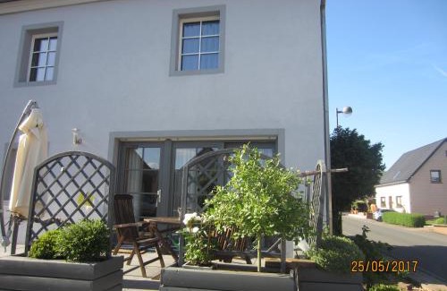 Neuheilenbach Apartment | Wohnung auf einem alten Bauernhof