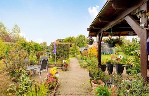 Kroepelin Apartment | Wohnung im OT Brusow mit Garten, cleaning included