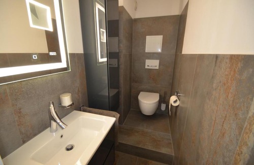 Steinenbronn Apartment | Wohnung Messe, Airport, Outlet Metzingen