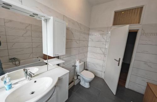 Zeitz House | Wohnungen am Sommerbad