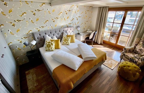 Feld am See House | Wohnzimmer Gartenblick HP 1-4 Nächte - Bike-boutiquehotel Lindenhof
