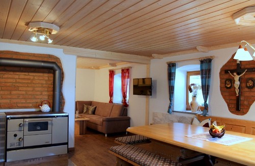 Lam Apartment | Woidhaisl