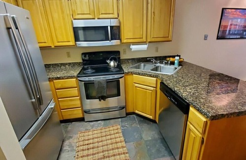 Wolf Creek Condo | Wolf Lodge 2BR Condo in Eden ,Utah Sleeps 6 Just minutes from Powder Mountain