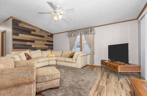 Fremont Cabin | Wolf River Cabin B - Fremont, WI