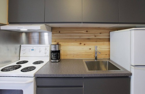 Ucluelet Cabin | Wolf & Sea Cottage in Ucluelet