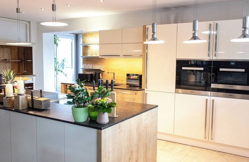 Kiefersfelden Apartment | Wolke 7 | mountain view with elegance | terrace | 6 persons