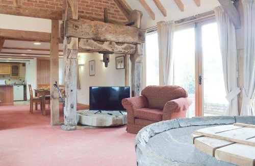 Woolhope House | Woltons Mill